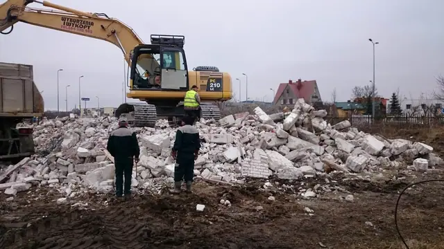 Wywóz gruzu i ziemi w Kołobrzegu, z załadunkiem