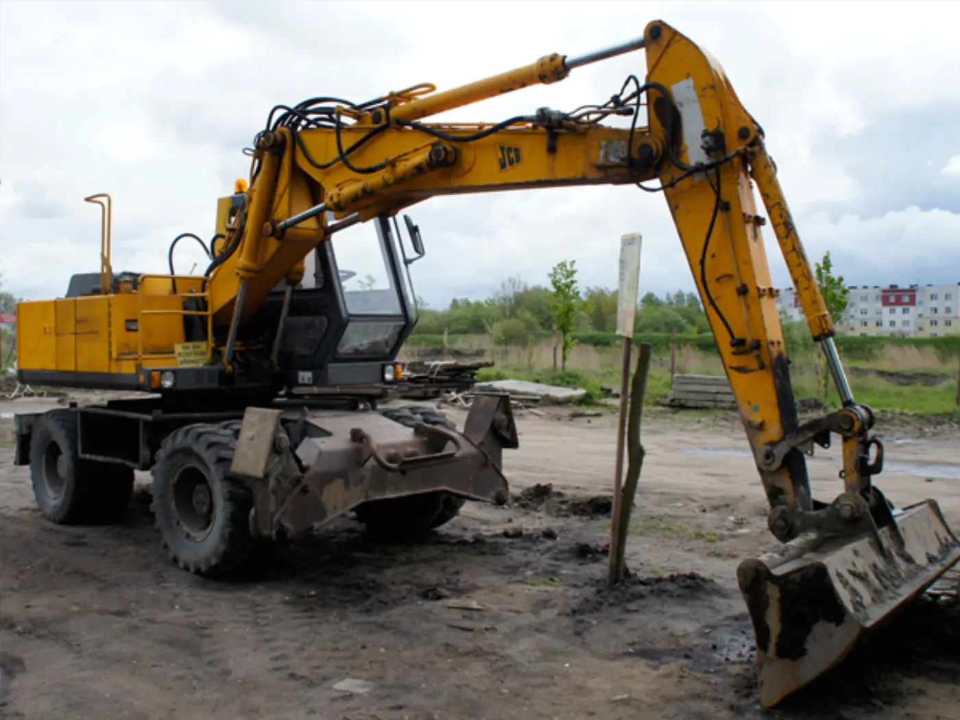 Koparka JCB JS 130W